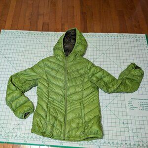 EUC Women's Down Jacket Light Green Small